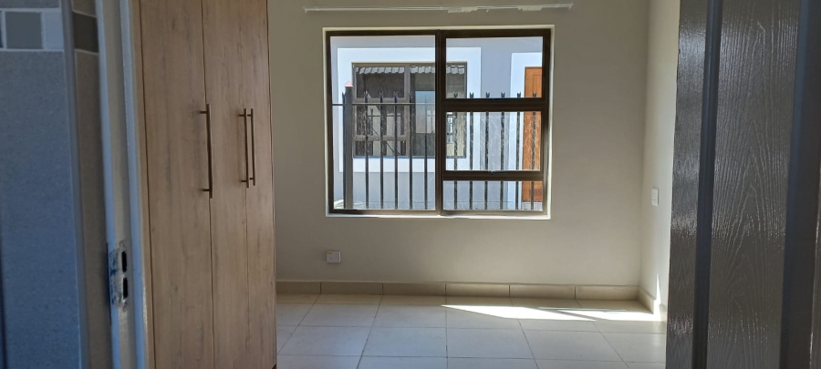 To Let 3 Bedroom Property for Rent in Heidedal Free State